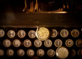 Pygmy nuthatches, fountain pens, yellowed clips and time ahead