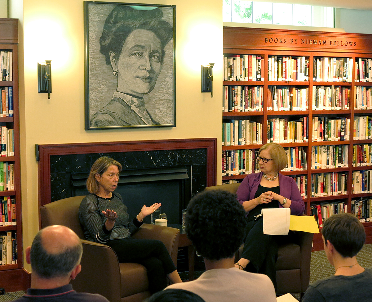 Journalist Jill Abramson in conversation with Nieman curator Ann Marie Lipinski and the 2015 Nieman Fellows