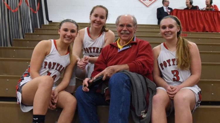 Sports media hall-of-famer Dave Kindred with members of the Morton, Ill., High School Lady Potters