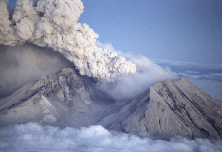The eruption of Mount St. Helens