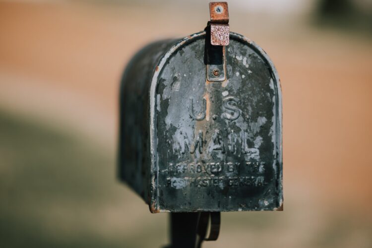 Photo of an old rural mailbox