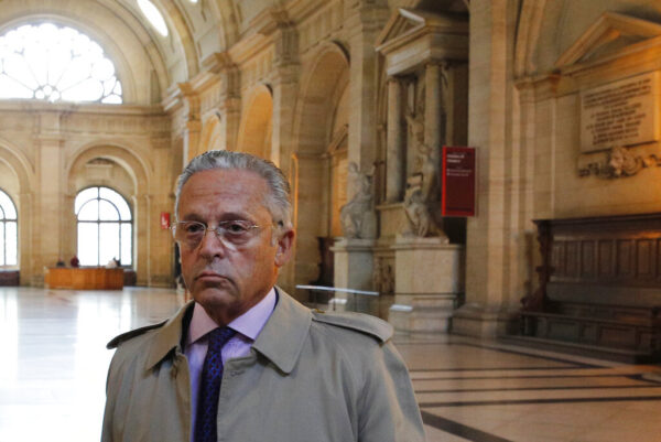 New York art dealer and collector Guy Wildenstein at a 2016 trial in Paris, where he was accused of defrauding the French government of $621 million in unpaid taxes by hiding art and wealth in offshore storage.